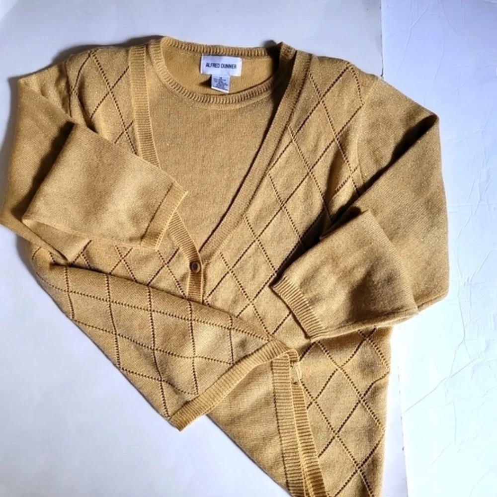 Alfred Dunner Men's Beige Cardigan Sweater
